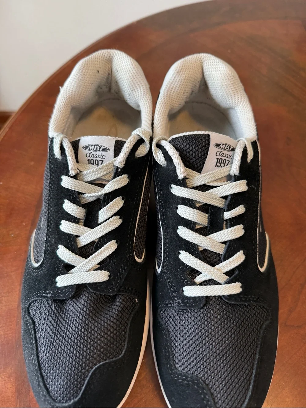 MBT 1997 Classic Rocker Shoes Women’s Size 10 Black Orthopedic Sneakers